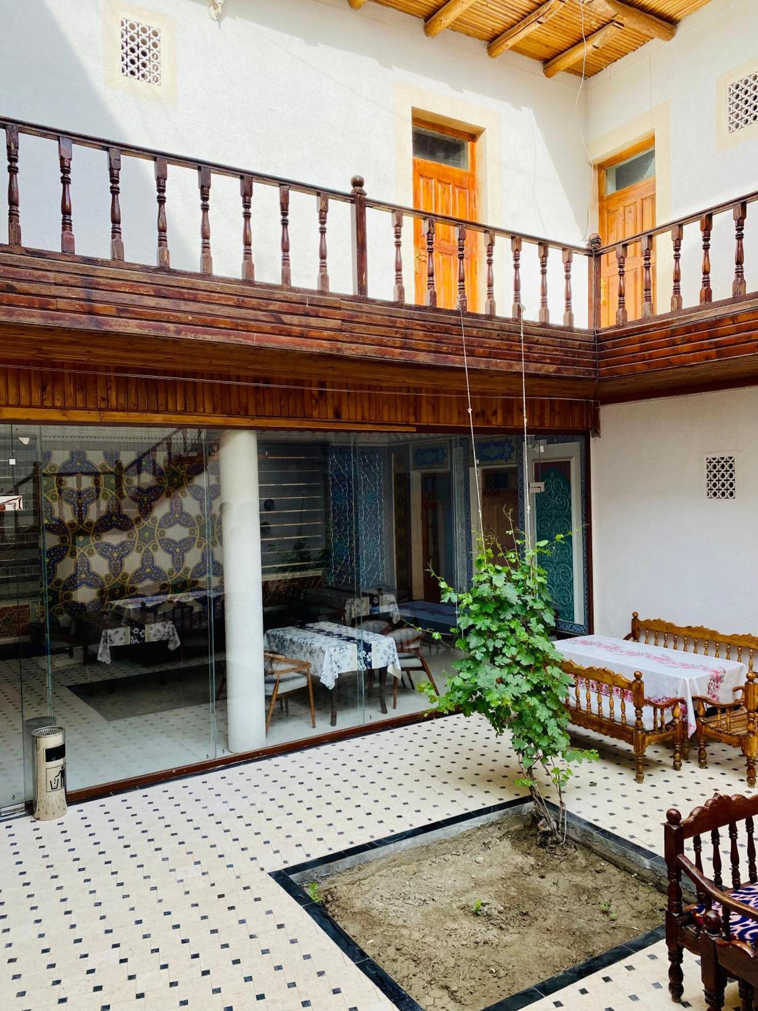 Antique Hotel In Old Town 布哈拉 外观 照片